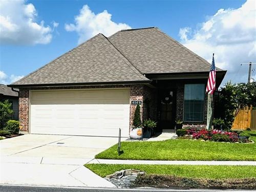 4144 Canal St, Lake Charles, LA, 70605-3361 | Card Image