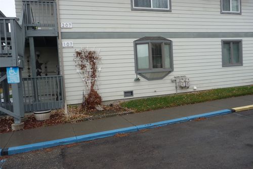 1601 9th St Nw, Great Falls, MT, 59404-1861 | Card Image