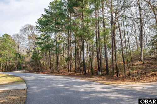 1005 Creek Rd, Kitty Hawk, NC, 27949-3823 | Card Image