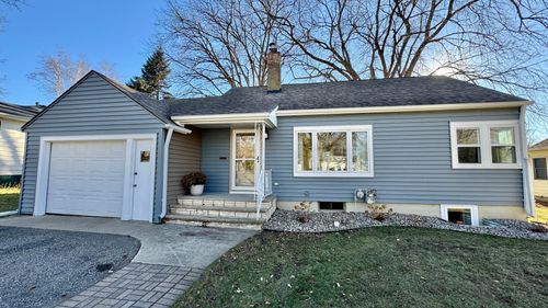 311 Sherman St, Detroit Lakes, MN, 56501-3616 | Card Image