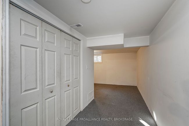 823 Datzell Lane, Condo with 3 bedrooms, 2 bathrooms and 1 parking in Kingston ON | Image 25