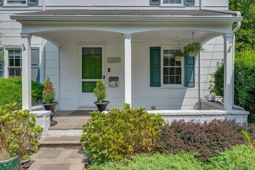 87 Interlaken Ave, New Rochelle, NY, 10801-1101 | Card Image