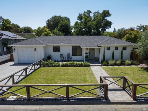 2023 Evelyn Dr, Santa Rosa, CA, 95404-2503 | Card Image