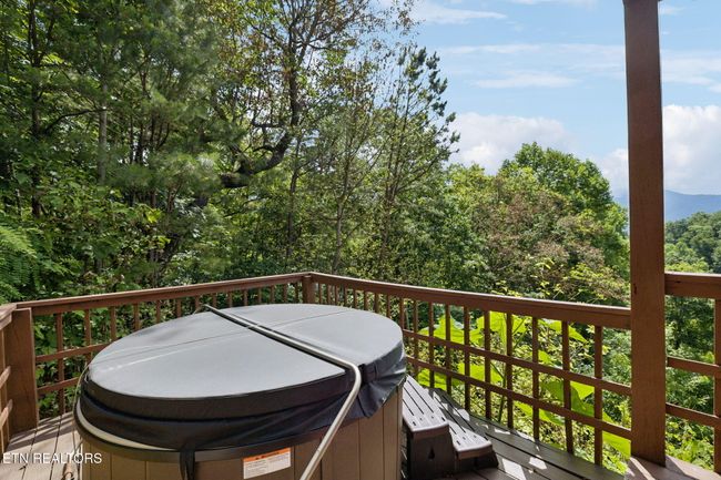 860 Heiden Dr, House other with 2 bedrooms, 2 bathrooms and null parking in Gatlinburg TN | Image 30