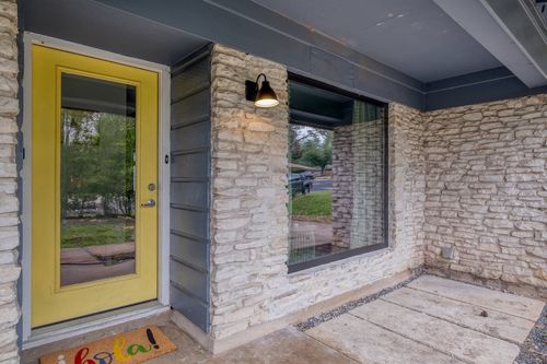 5304 Beechmoor Dr, Austin, TX, 78723-5412 | Card Image