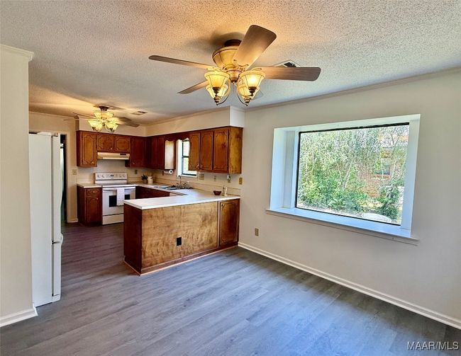 Breakfast room | Image 14