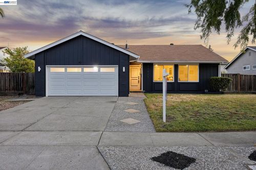 37825 Goldenrod Dr, Newark, CA, 94560 | Card Image