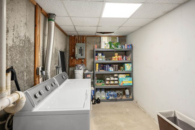 6 Whittaker Cir, Condo with 4 bedrooms, 2 bathrooms and null parking in Concord NH | Image 33