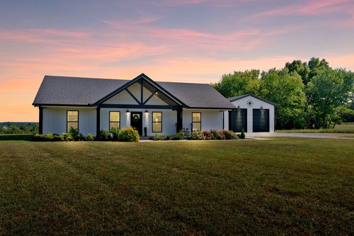 1124 Gaines Hill Rd, Westmoreland, TN, 37186-5485 | Card Image