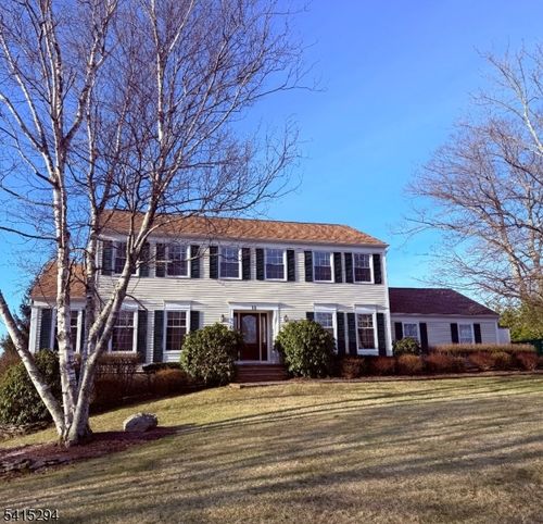 11 Beechnut Dr, Long Valley, NJ, 07853-3353 | Card Image