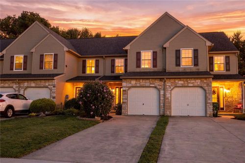 1792 Pinewind Dr, ALBURTIS, PA, 18011-2708 | Card Image
