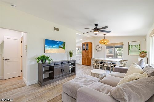 139 Coconut Dr, FORT MYERS BEACH, FL, 33931-3815 | Card Image