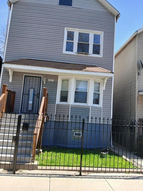 5039 S Elizabeth St, Chicago, IL, 60609-5922 | Card Image