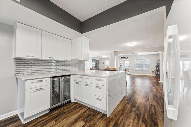 1330 Coral Way, House other with 4 bedrooms, 5 bathrooms and 3 parking in Tiki Island TX | Image 22