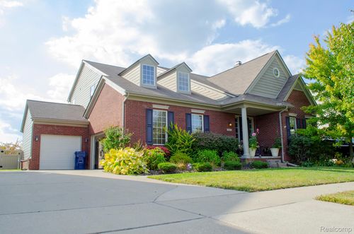 622 Prospect Hill St, Canton, MI, 48188-3495 | Card Image