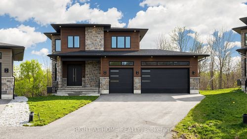 14 Dixon Crt, Barrie, ON, L4N7H1 | Card Image