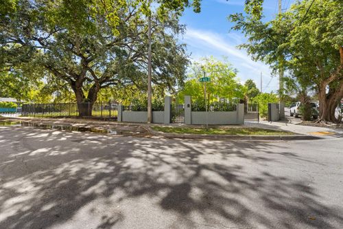 790 Nw 60th St, Miami, FL, 33127-1130 | Card Image