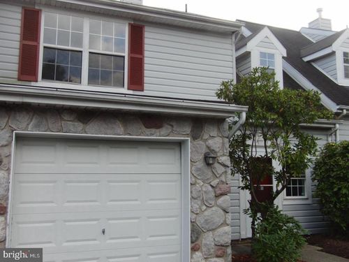 302 Independence Dr, HOLLAND, PA, 18966-2793 | Card Image