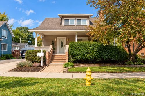 21 5th St, Mount Clemens, MI, 48043-2518 | Card Image