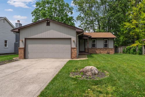 2220 Surreygate Dr, Columbus, OH, 43235-1847 | Card Image