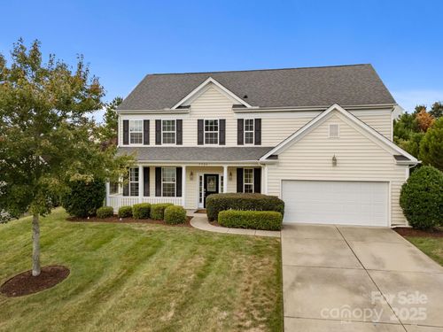 7524 Chasewater Dr, Harrisburg, NC, 28075-0017 | Card Image