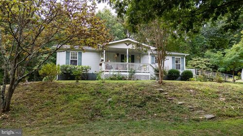 287 Mockingbird Ln, Luray, VA, 22835-5818 | Card Image