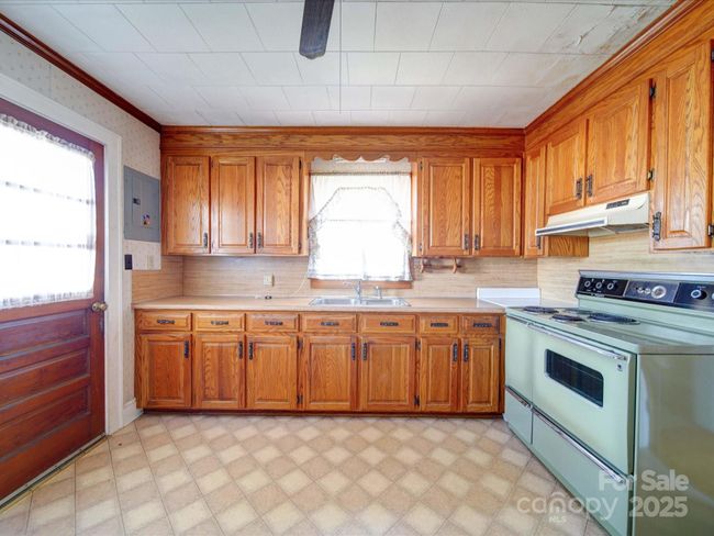 Main House | Image 12
