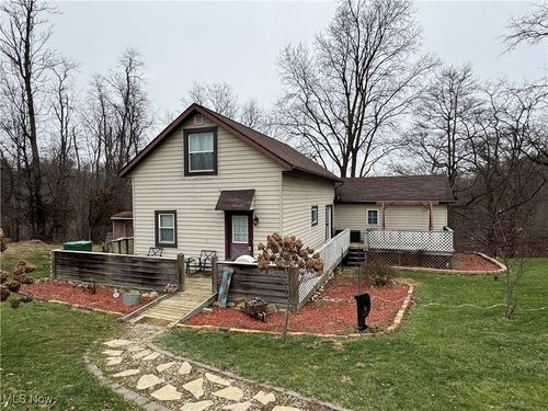 2285 Archer Ln, Zanesville, OH, 43701-8540 | Card Image