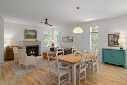 89 Blackberry Ln, South Burlington, VT, 05403-7929 | Card Image