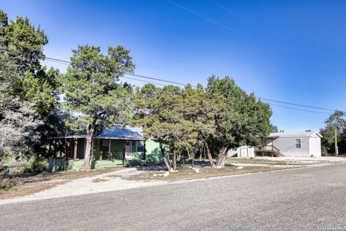 1352 Linda Dr, Canyon Lake, TX, 78133-2009 | Card Image