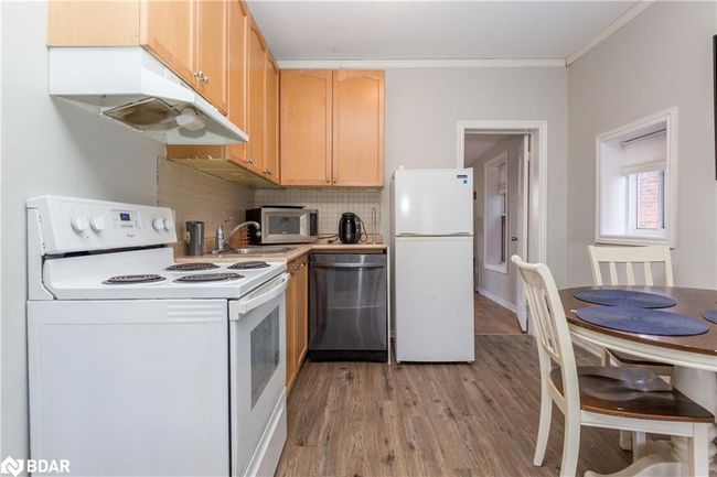 23 Elgin St, Home with 4 bedrooms, 3 bathrooms and 3 parking in Orillia ON | Image 34