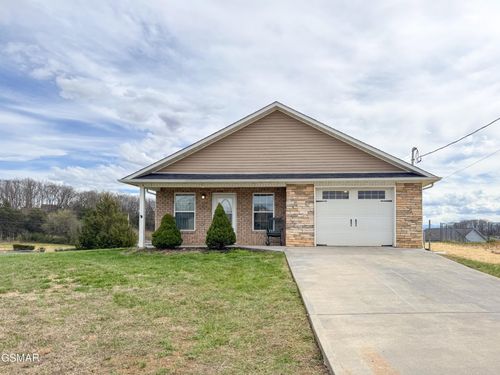 629 English Meadows Dr, White Pine, TN, 37890-4337 | Card Image