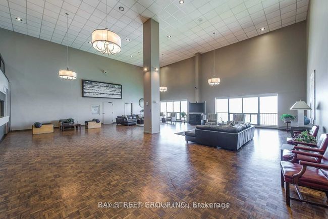 3019 - 33 Harbour Sq, Condo with 1 bedrooms, 1 bathrooms and 1 parking in Toronto ON | Image 11