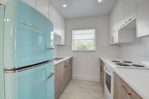 4-502 N H St, Lake Worth Beach, FL, 33460-2947 | Card Image