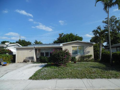 824 S F St, Lake Worth, FL, 33460-4832 | Card Image