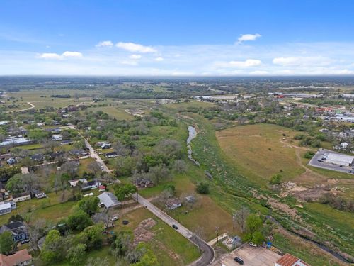 104 Kessler St, Hallettsville, TX, 77964-2604 | Card Image