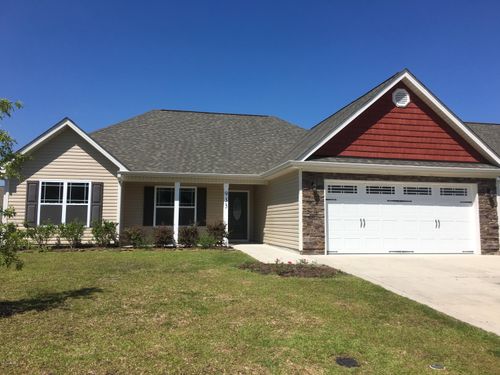 933 Dynamo Ln, Jacksonville, NC, 28546-4644 | Card Image