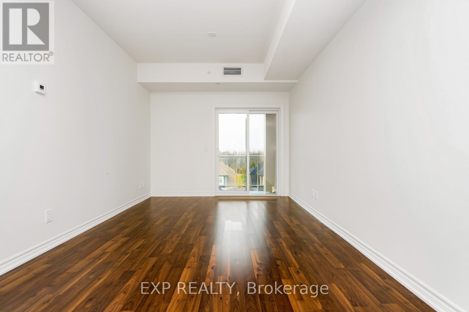 Residential Lease in Collingwood 4