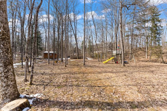 470 Forest Lea Rd, House other with 4 bedrooms, 2 bathrooms and 4 parking in Pembroke ON | Image 41
