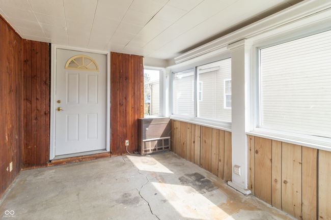 218 Illinois St, House other with 2 bedrooms, 1 bathrooms and null parking in Shirley IN | Image 5