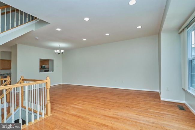 6362 Dakine Cir, Townhouse with 3 bedrooms, 4 bathrooms and null parking in SPRINGFIELD VA | Image 16