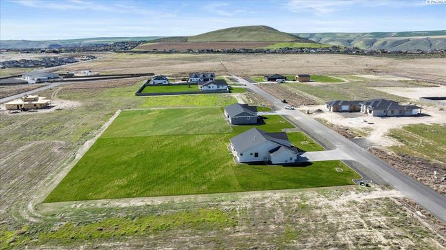 7207 Ambrosia St, Home with 4 bedrooms, 3 bathrooms and null parking in Kennewick WA | Image 46