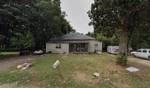 309 N Grayson St, Newbern, TN, 38059-1212 | Card Image