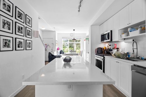 8-16678 25 Ave, Surrey, BC, V3Z0Z2 | Card Image