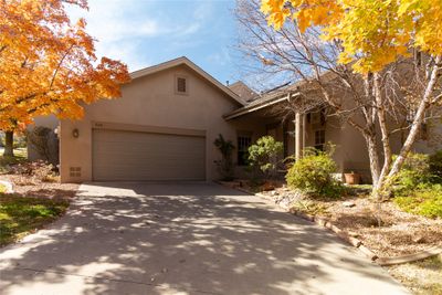 926 Circle, Home with 2 bedrooms, 1 bathrooms and 4 parking in Los Alamos NM | Image 3