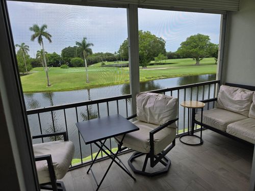 310-9923 S Hollybrook Lake Drive S, Pembroke Pines, FL, 33025 | Card Image