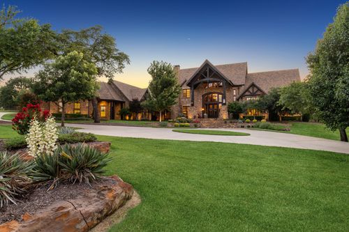 1711 Maranatha Way, Southlake, TX, 76092-2032 | Card Image