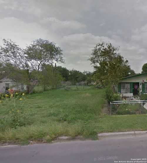 309 E Hawk Ave, Pharr, TX, 78577-3951 | Card Image