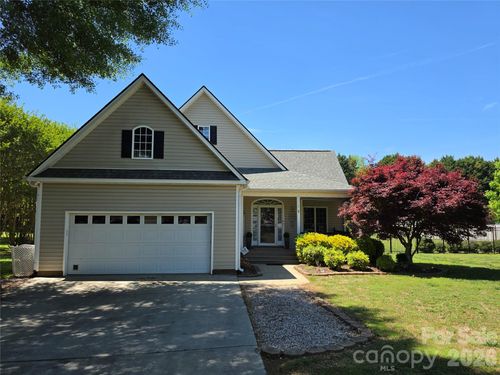 310 Little Daisy Ln, York, SC, 29745-9042 | Card Image