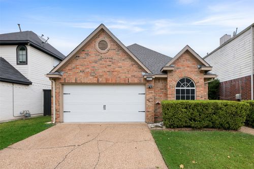 2011 Mallard Dr, Lewisville, TX, 75077-7657 | Card Image